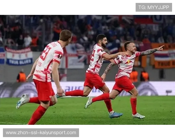 富勒姆2-1绝杀布莱顿，威尔逊补时任意球定乾坤